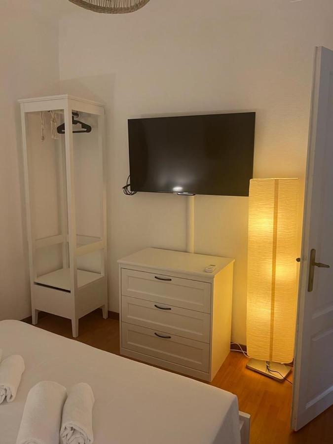 Dormitrieste City Life Apartment Екстер'єр фото